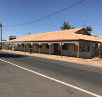 Wagon Wheel Motel - Holiday Find