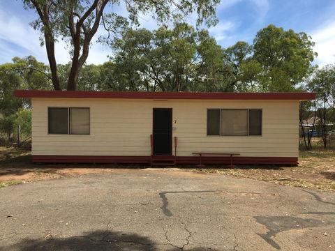 Wagon Wheel Motel & Units - Holiday Find 1