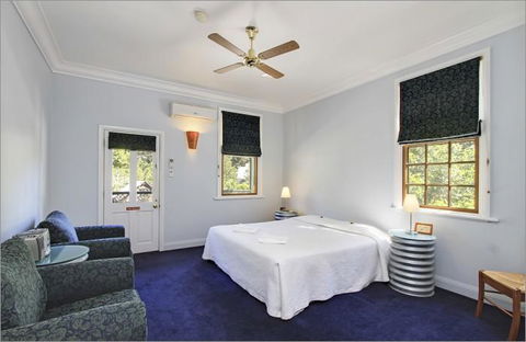 Walhalla's Star Hotel - Holiday Find 3