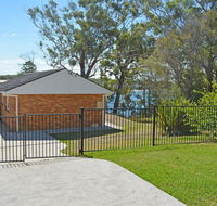 Wanda Magic' 19 Randall Drive - beautiful water front house - Holiday Find