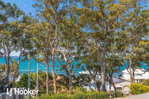 Wanda Waterview - Tranquil Treetop Surrounds - Holiday Find 0