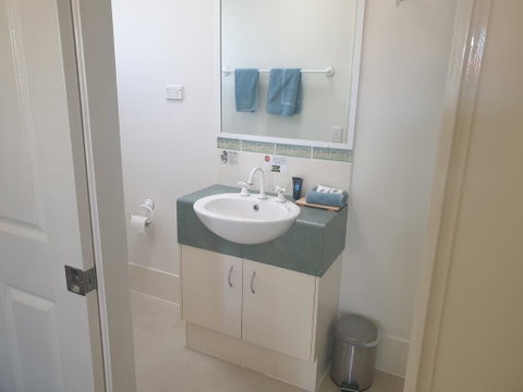Warrego Motel - Holiday Find 3