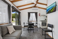 Book Warrnambool Accommodation Vacations Holiday Find Holiday Find