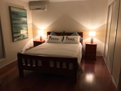 Water Front Room - Holiday Find 0