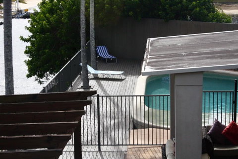 Water Front Room - Holiday Find 3