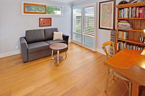 Waterfront Sanctuary - Raymond Island Getaway - Holiday Find 1