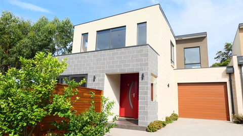 Apollo Bay Seal Apartments - Holiday Find 3
