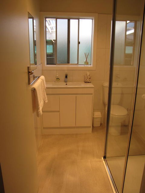 Clarke Street - Holiday Find 19