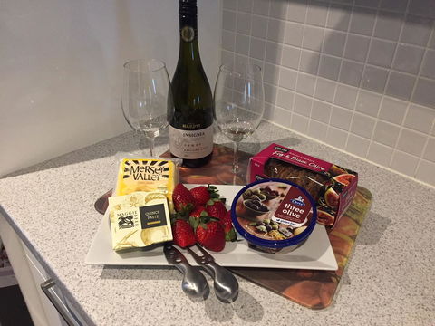 Clarke Street - Holiday Find 1