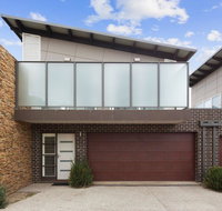 Central to Cowes - Holiday Find