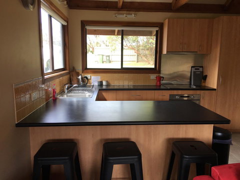 Red Ceder Cottage - Great Ocean Road - Port Campbell - Holiday Find 13