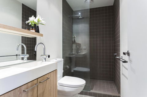 Complete Host 50 Claremont St Apartments - Holiday Find 16