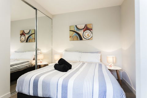 Complete Host 50 Claremont St Apartments - Holiday Find 15