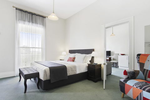 The Riversleigh - Holiday Find 15