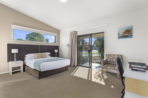 Quality Hotel Point Cook - Holiday Find 9