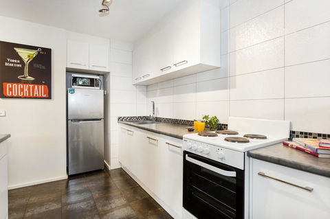 Melbourne Villa - Holiday Find 9