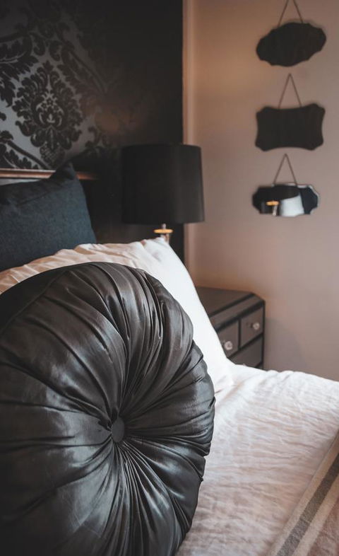 Bed Of Roses - Holiday Find 43