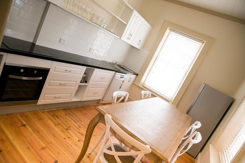 Cape Nelson Lighthouse - Holiday Find 6