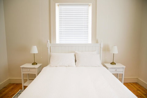 Cape Nelson Lighthouse - Holiday Find 13