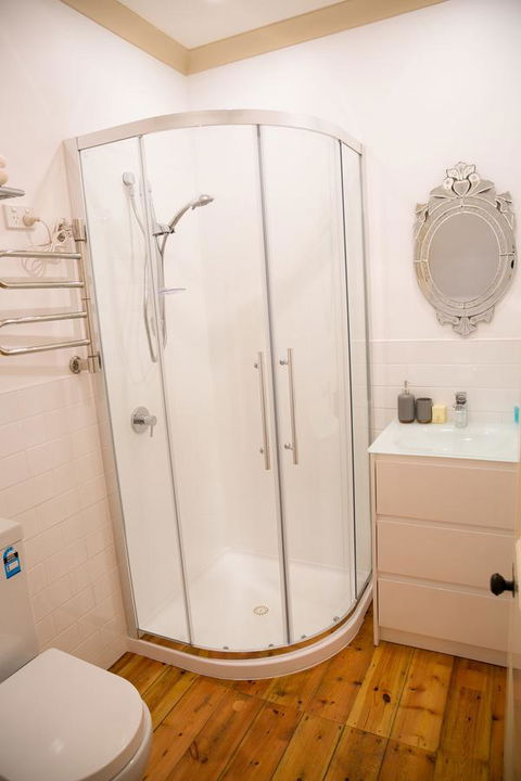 Cape Nelson Lighthouse - Holiday Find 4