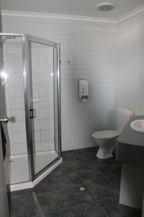 Rochester Motel - Holiday Find 17