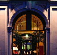 Ansonia on Lydiard - Holiday Find