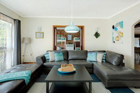Sunryes Beach House - Holiday Find 1