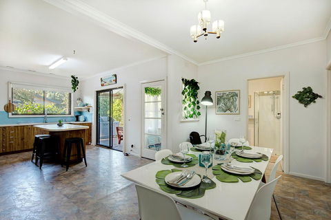 Sunryes Beach House - Holiday Find 14