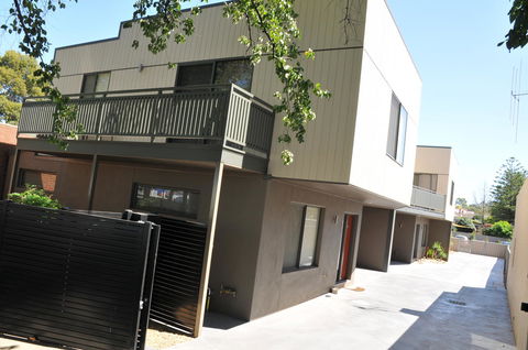 National Hotel Complex Bendigo - Holiday Find 13