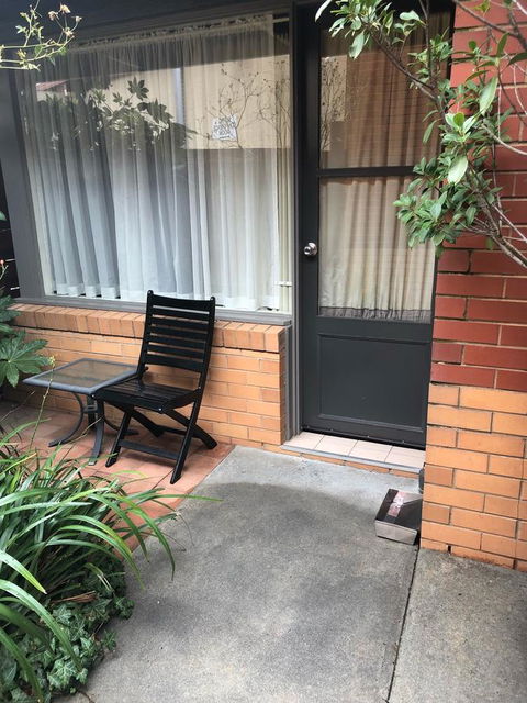 National Hotel Complex Bendigo - Holiday Find 1