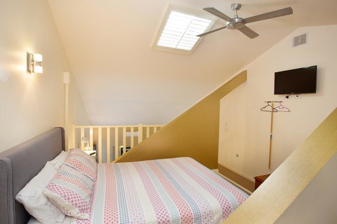 Austral Place 88 Via Merri River - Holiday Find 13