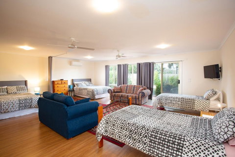 Austral Place 88 Via Merri River - Holiday Find 15