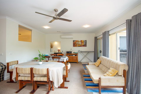 Austral Place 88 Via Merri River - Holiday Find 7