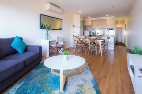 Waterfront Apt 234 Marinaquays - Holiday Find 7