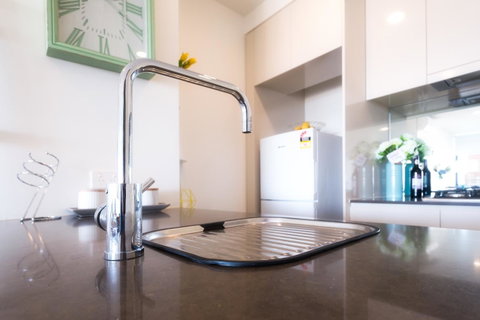 Waterfront Apt 234 Marinaquays - Holiday Find 15