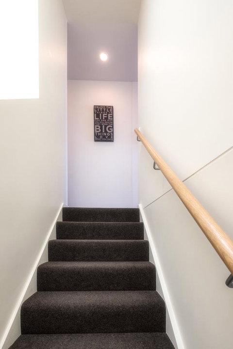 Waterfront Apt 234 Marinaquays - Holiday Find 12