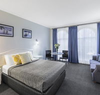 Best Western Cathedral Motor Inn - Holiday Find