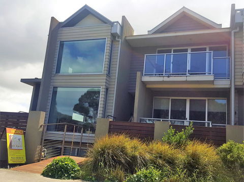104 On Merri Apartments - Holiday Find 14