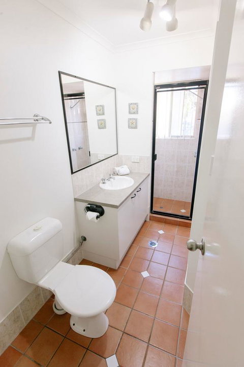 Rainbow Getaway Holiday Apartments - Holiday Find 28