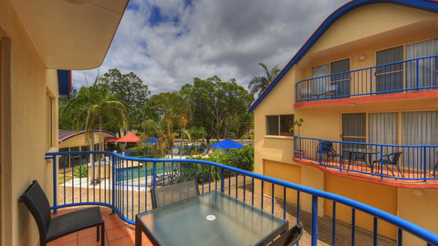 Rainbow Getaway Holiday Apartments - Holiday Find 32
