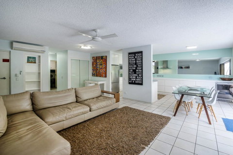 Sunseeker Holiday Apartments - Holiday Find 33