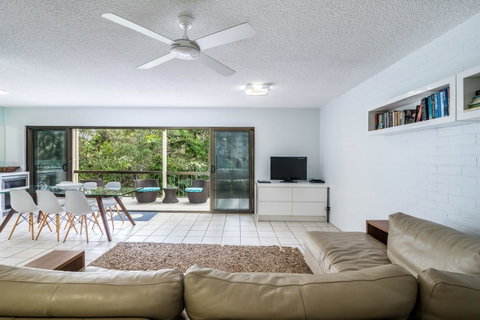 Sunseeker Holiday Apartments - Holiday Find 23