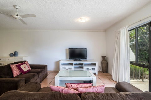 Sunseeker Holiday Apartments - Holiday Find 7