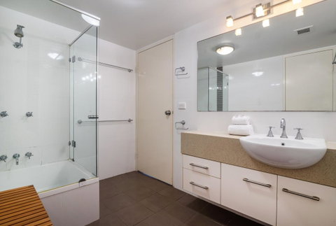 Sunseeker Holiday Apartments - Holiday Find 37