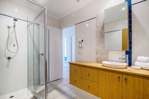 Sunseeker Holiday Apartments - Holiday Find 4