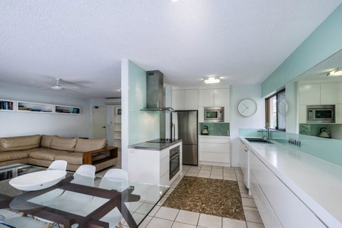 Sunseeker Holiday Apartments - Holiday Find 38
