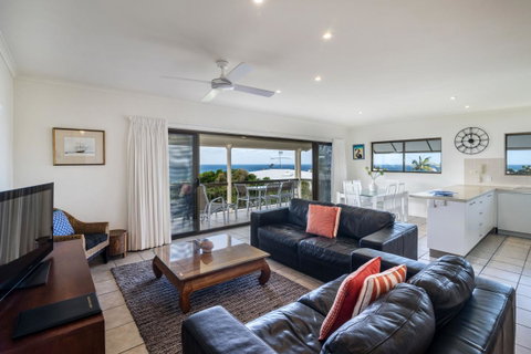 Sunseeker Holiday Apartments - Holiday Find 22