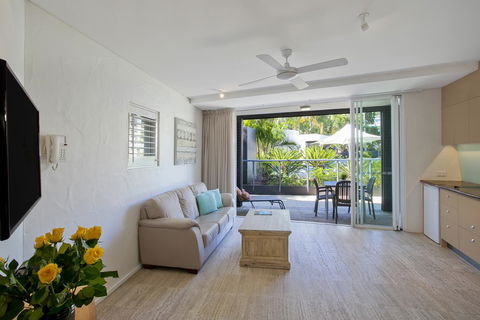 Noosa Blue Resort - Holiday Find 24