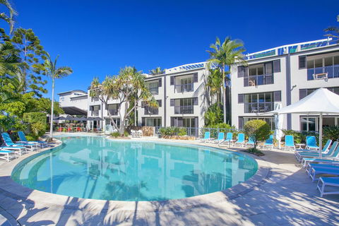 Noosa Blue Resort - Holiday Find 25