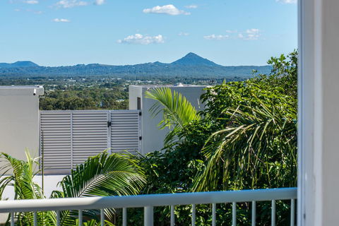 Noosa Blue Resort - Holiday Find 19